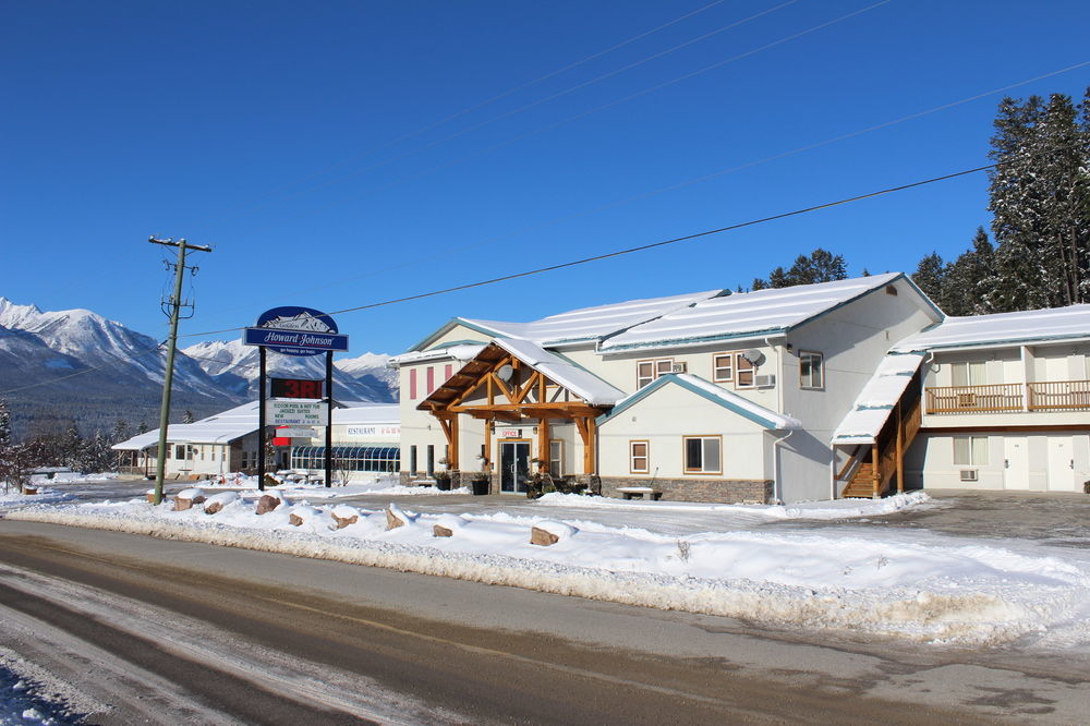 Golden Village Lodge ภายนอก รูปภาพ